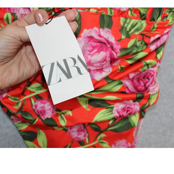 Zara Bodysuit Small Red Floral Print High Cut Sleeveless Summer Beach Vacation - Picture 4 of 6